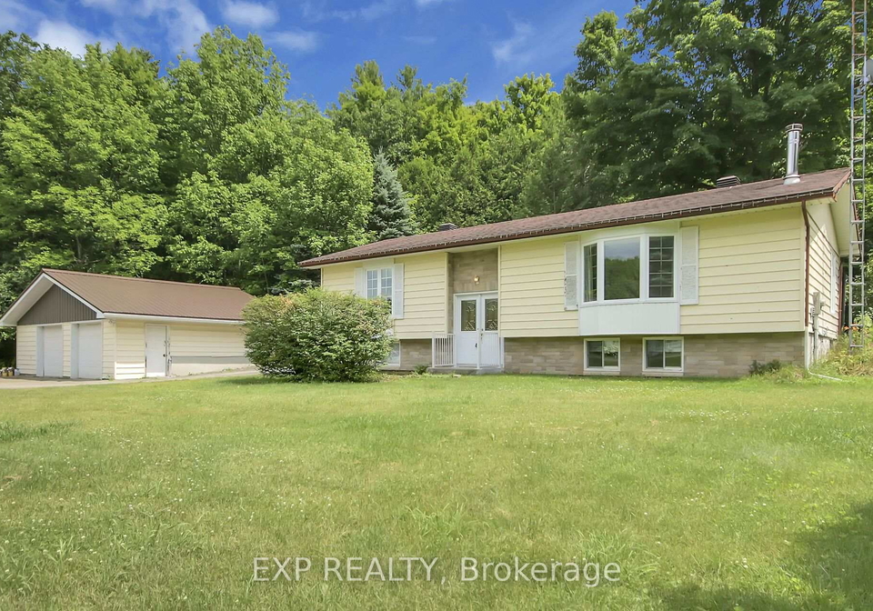 182-robertson-drive-lanark-highlands-ontario-x12279079