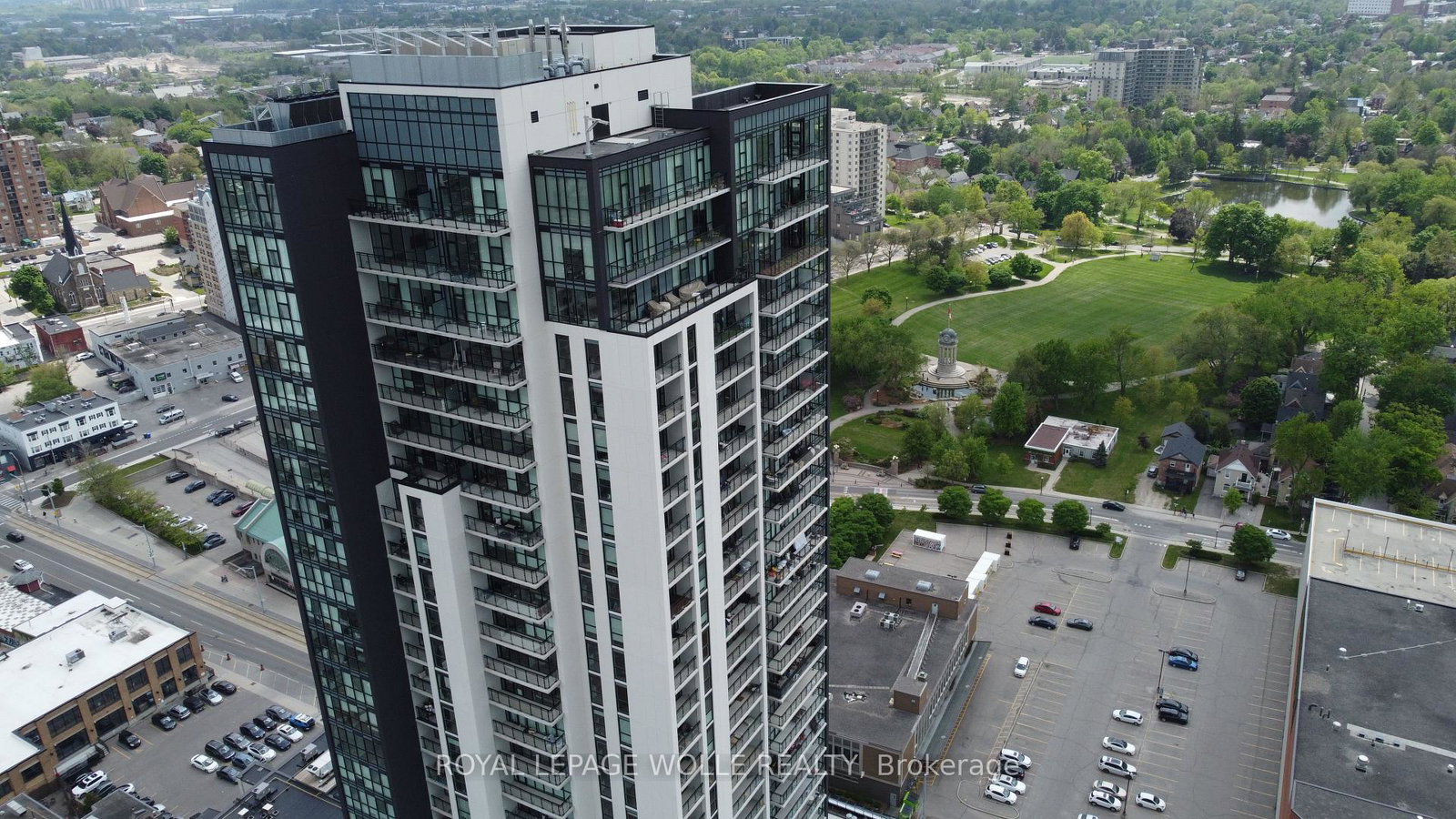 charles-street-w-w-kitchener-ontario-x12279213
