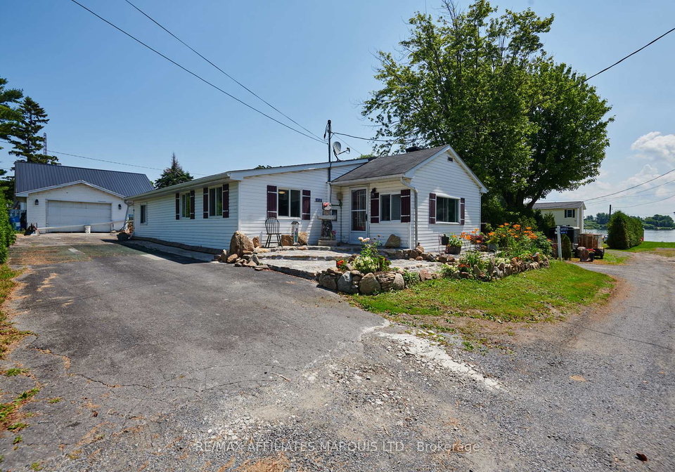 6923-salem-lane-south-glengarry-ontario-x12279302