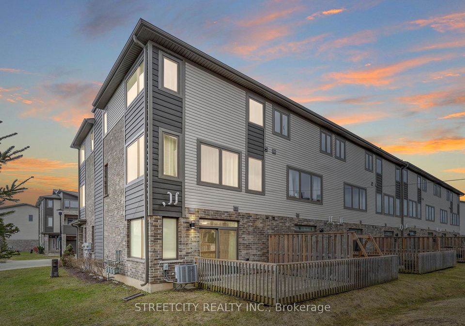 2070-meadowgate-boulevard-london-south-ontario-x12279569
