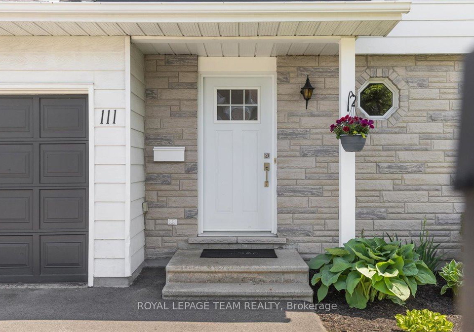 111-chartwell-avenue-ottawa-ontario-x12279648