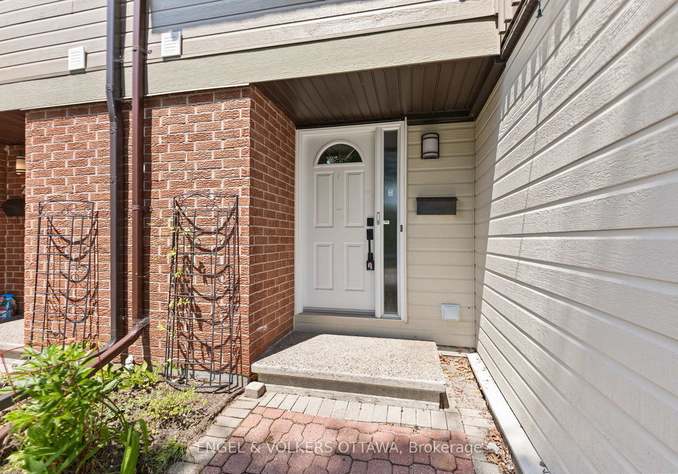 3205-uplands-drive-ottawa-ontario-x12279653