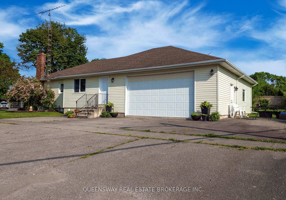 27-woodbine-avenue-st-catharines-ontario-x12280603