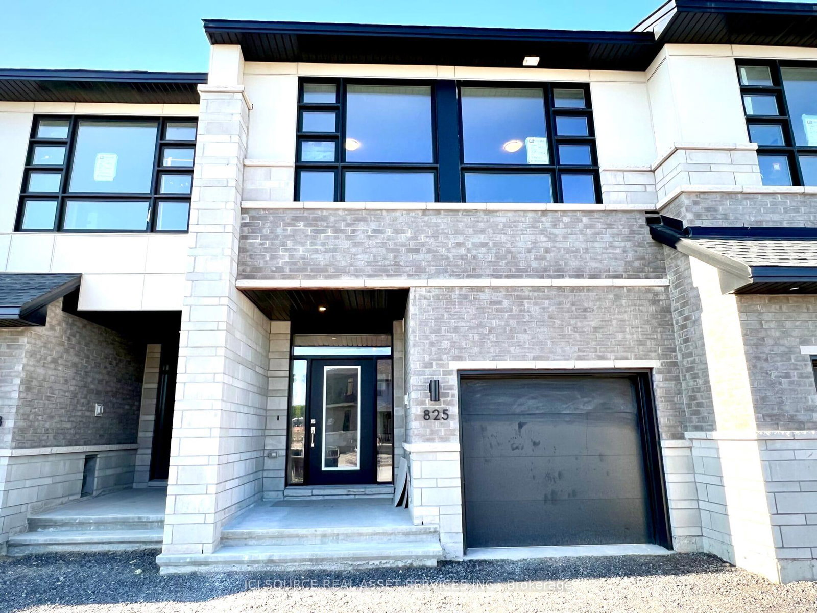 825-solarium-avenue-ottawa-ontario-x12281138