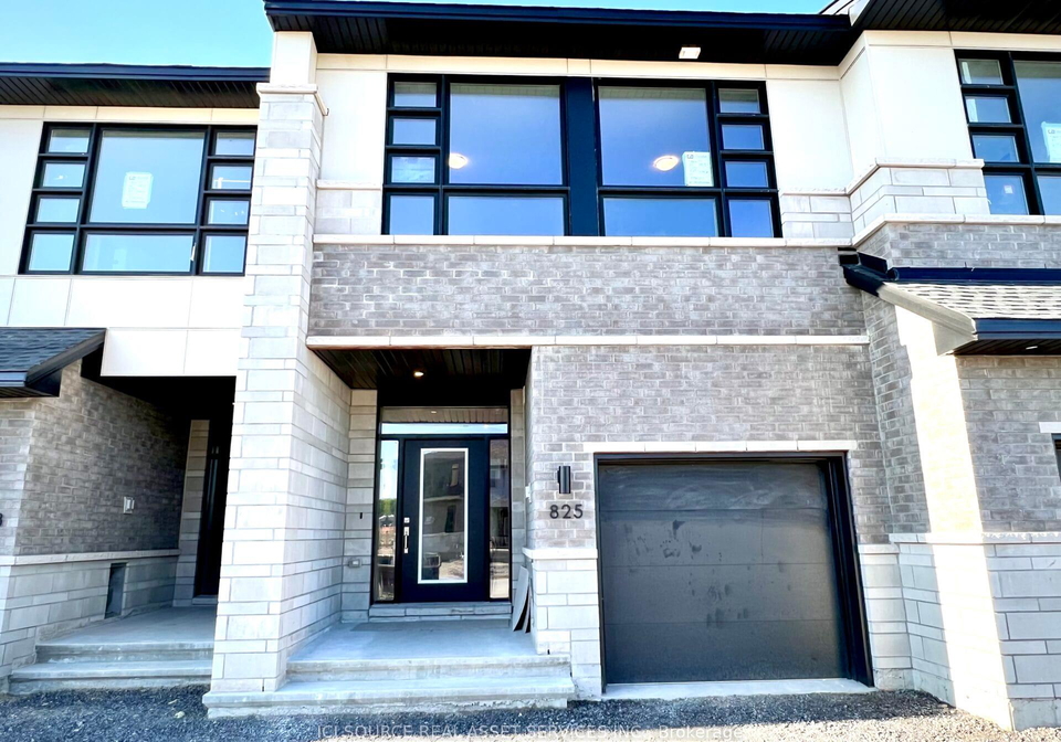 825-solarium-avenue-ottawa-ontario-x12281138