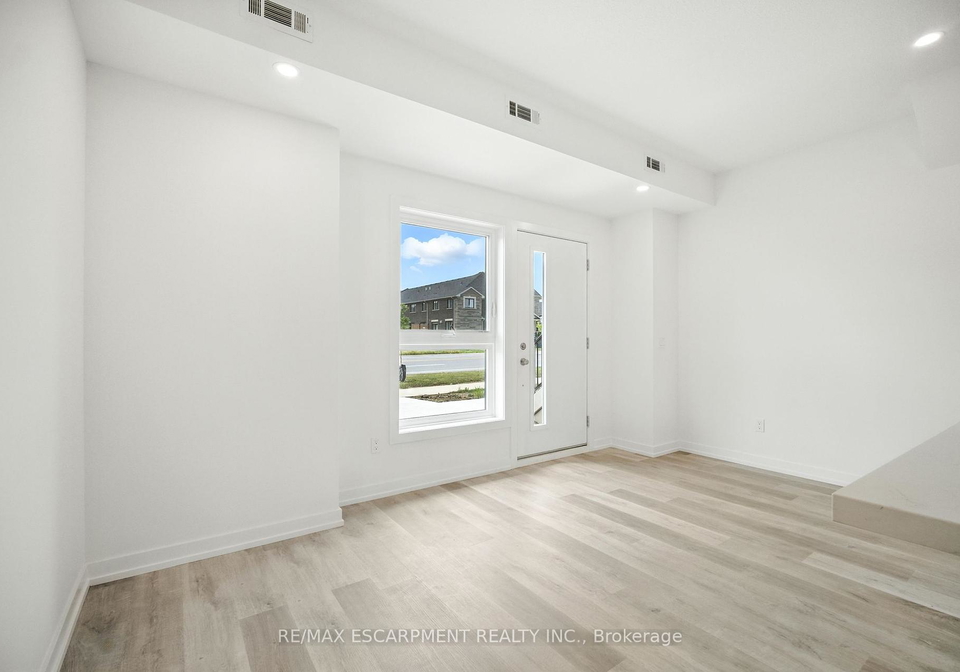 203-burke-street-hamilton-ontario-x12281226