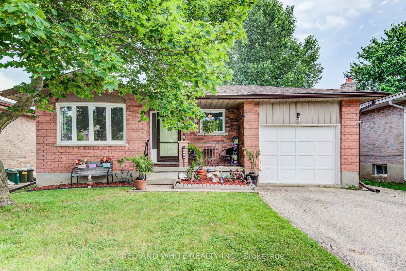 303-conservation-drive-waterloo-ontario-x12281243