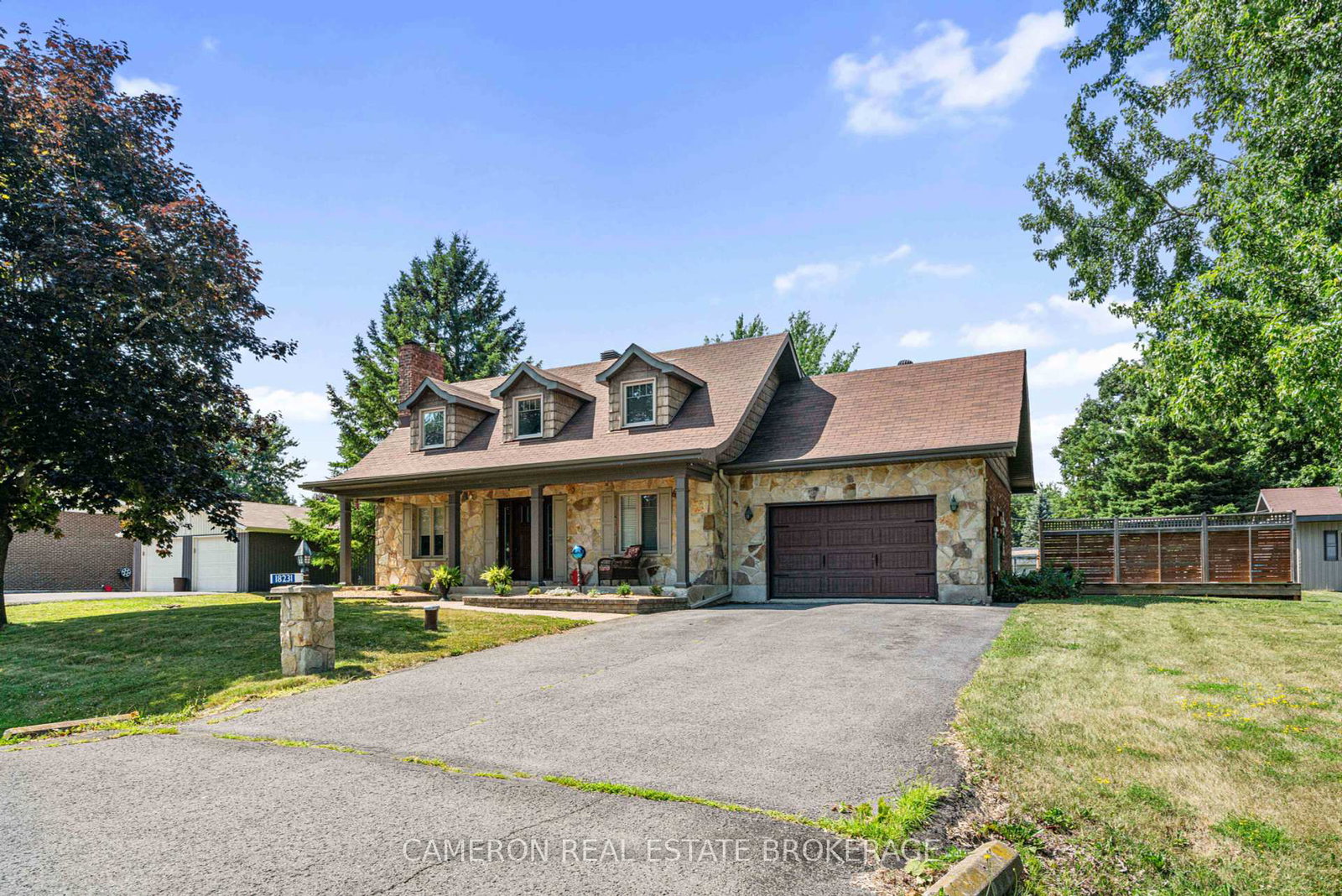 18231-oak-drive-south-glengarry-ontario-x12281246