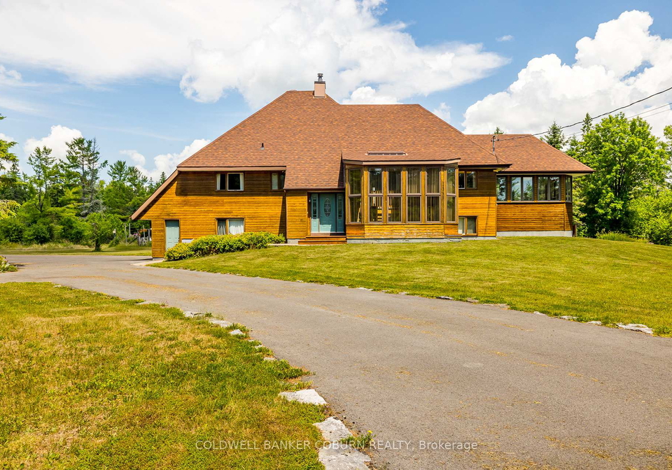 2190-ramsay-conc-12-road-mississippi-mills-ontario-x12281404