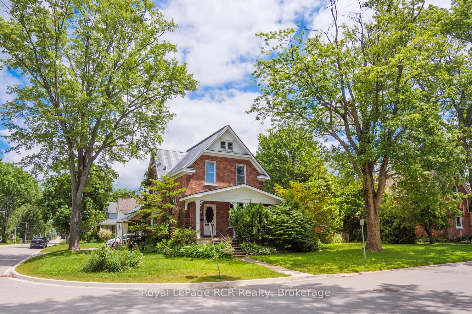 391-brown-street-south-bruce-peninsula-ontario-x12281497