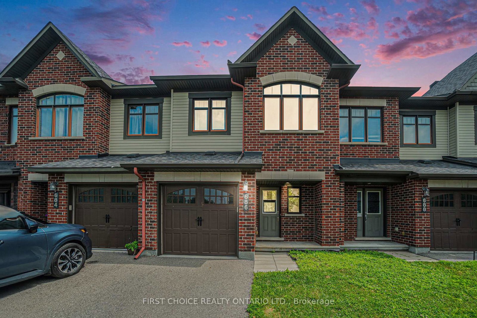 686-trigoria-crescent-ottawa-ontario-x12281509