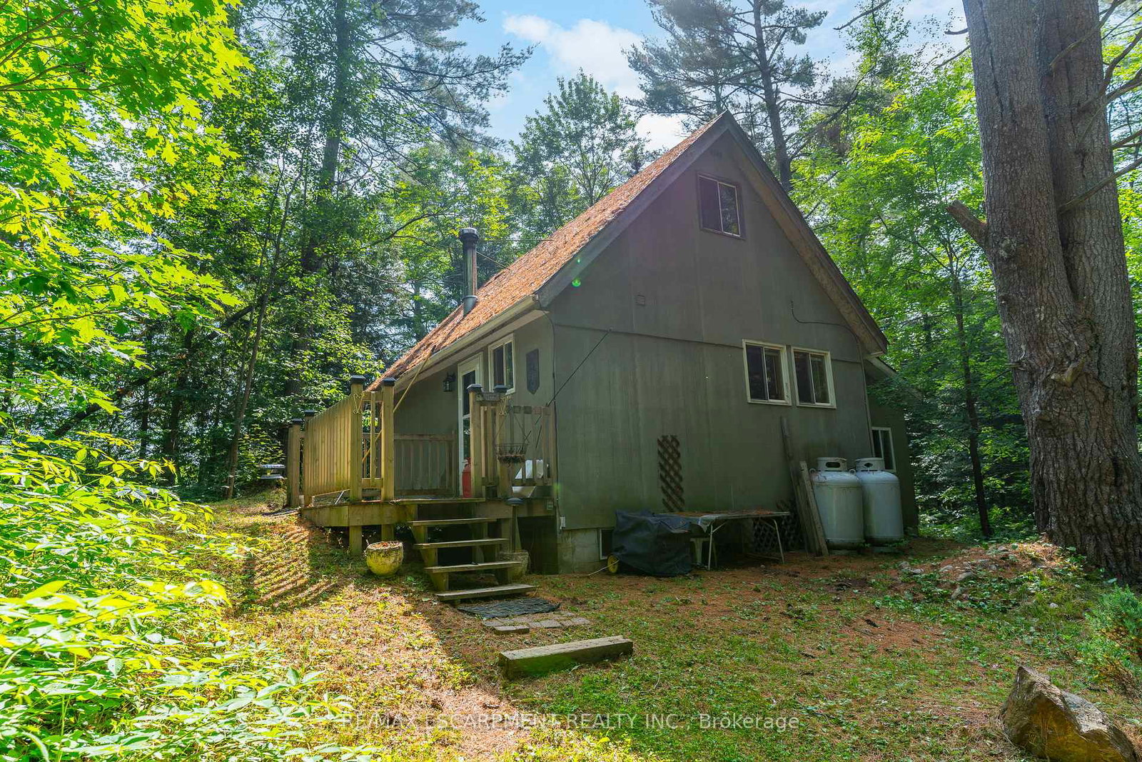 1083-fairy-falls-road-lake-of-bays-ontario-x12281858