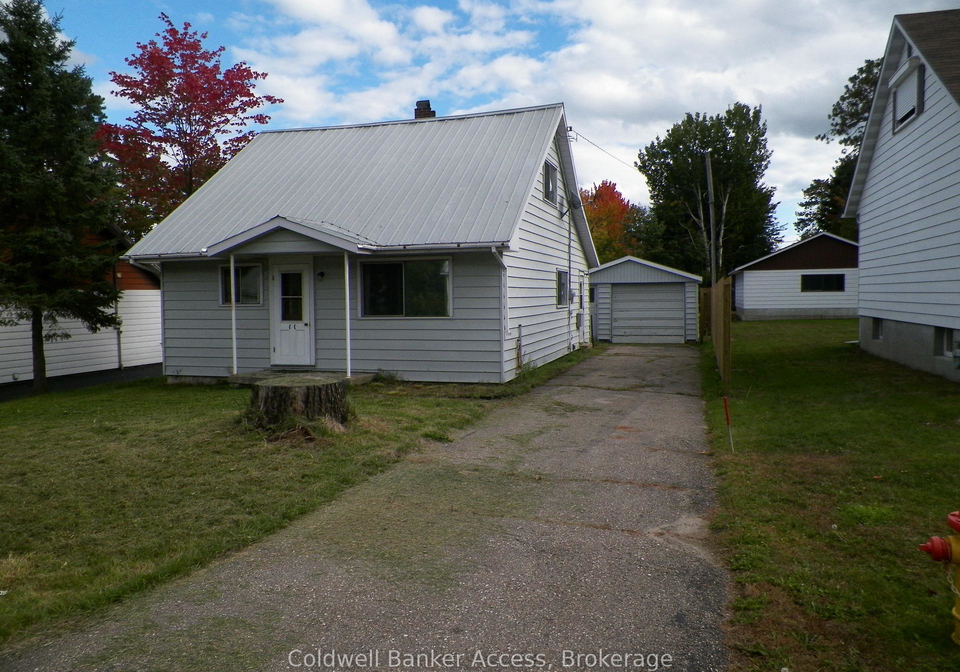 11-laurentian-street-deep-river-ontario-x12281873