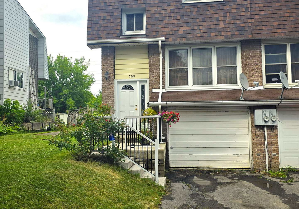758-glengarry-boulevard-cornwall-ontario-x12282096