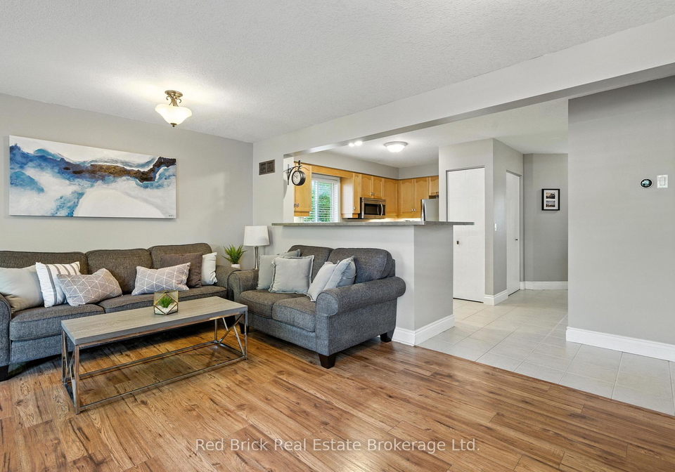 18-boulder-crescent-guelph-ontario-x12282313