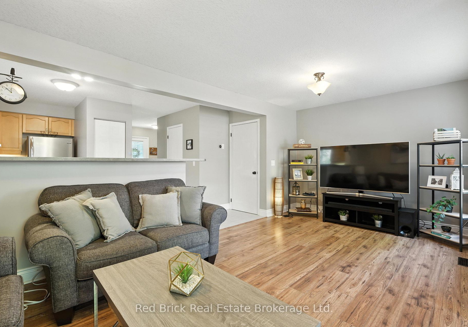 18-boulder-crescent-guelph-ontario-x12282313