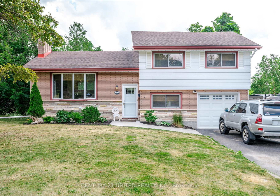 997-weller-street-peterborough-west-ontario-x12282395