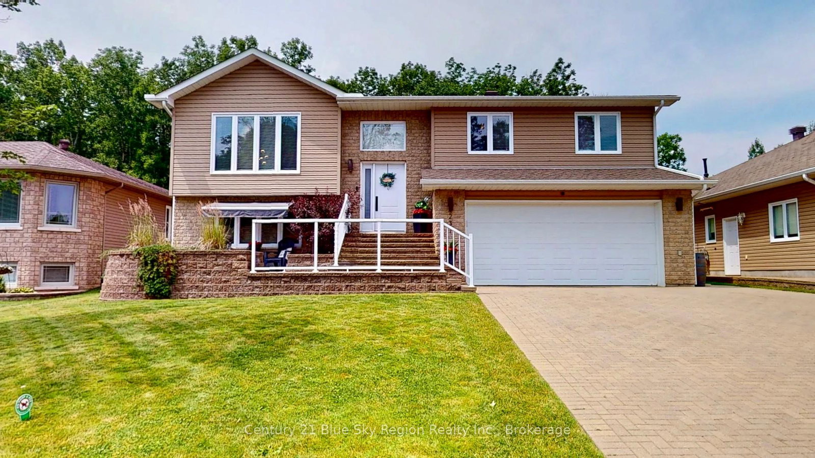 237-osprey-crescent-callander-ontario-x12282402