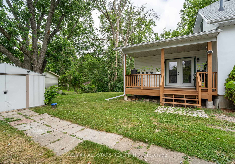 11-queen-street-s-s-kawartha-lakes-ontario-x12282461