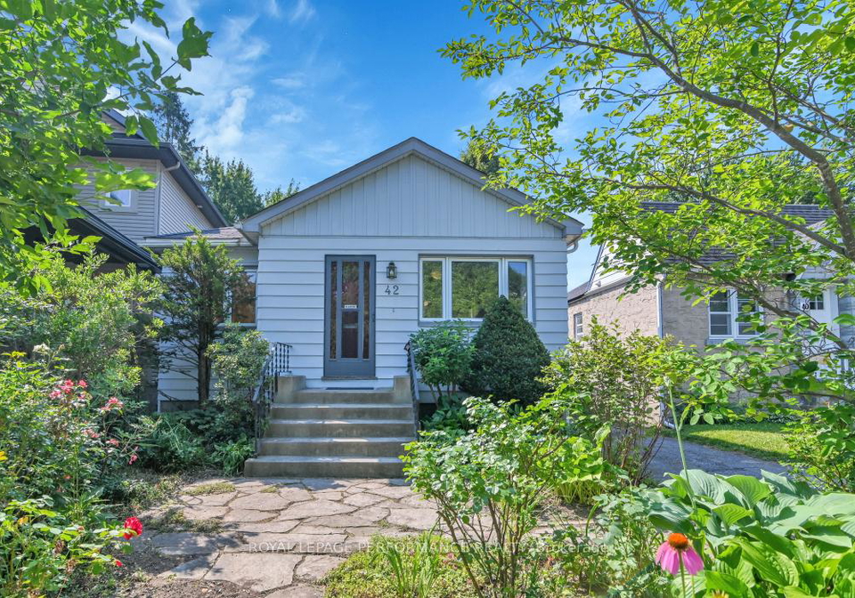 42-belgrave-road-ottawa-ontario-x12282527