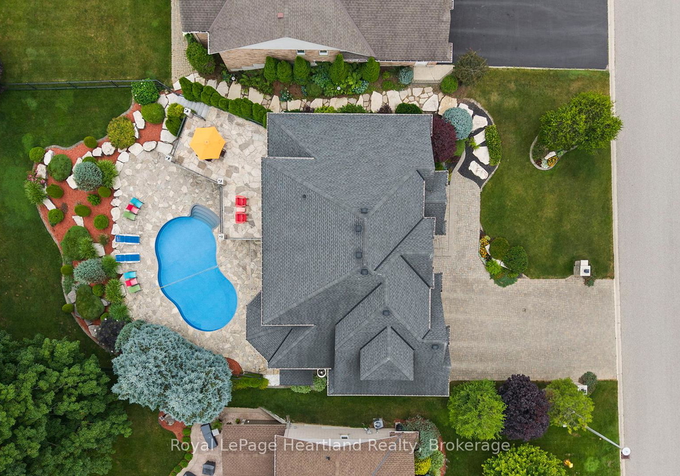 169-park-drive-north-huron-ontario-x12282540
