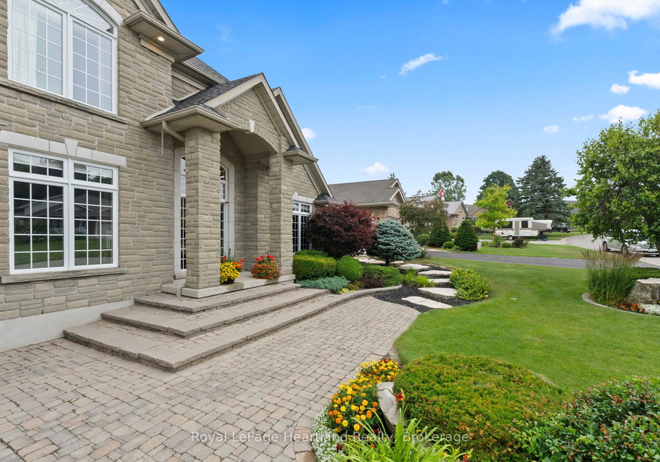 169-park-drive-north-huron-ontario-x12282540