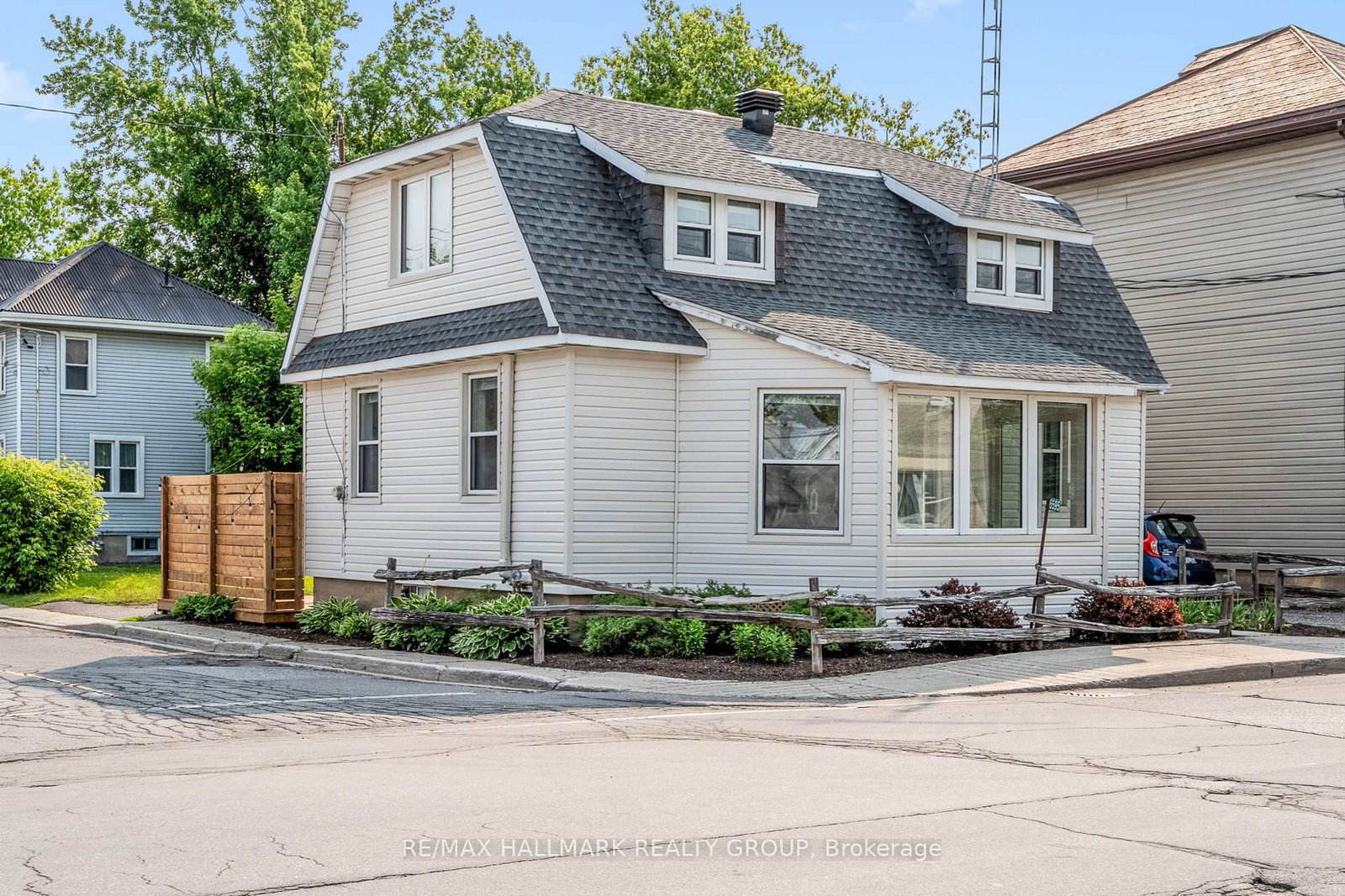 6595-fourth-line-road-ottawa-ontario-x12282650
