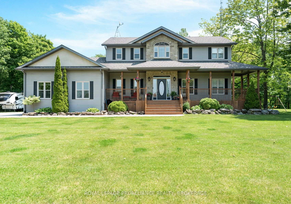 10-owen-avenue-front-of-leeds-seeleys-bay-ontario-x12282769