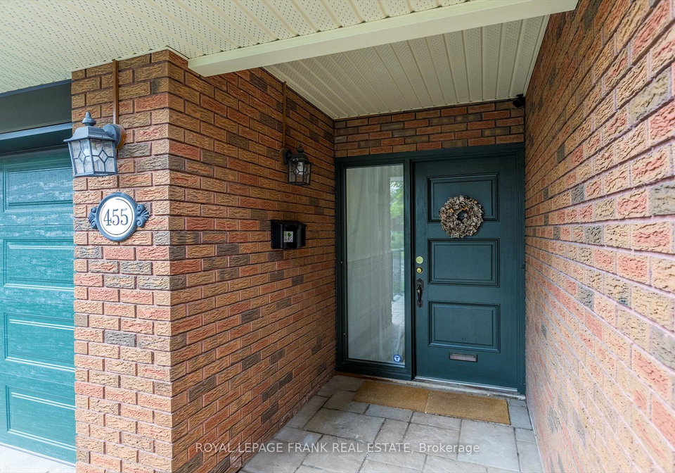 455-manorhill-avenue-peterborough-central-ontario-x12282851