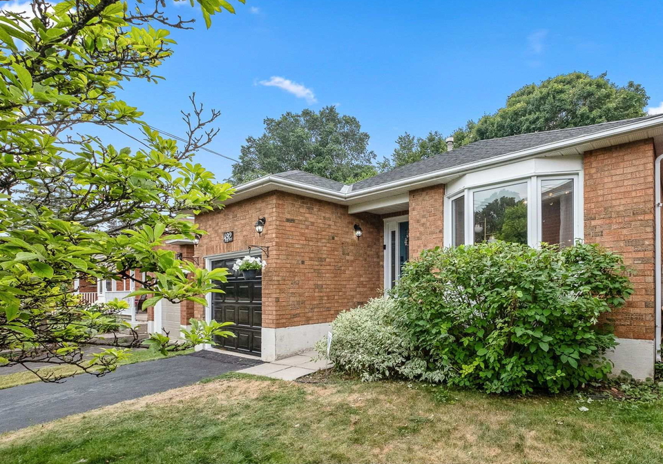 492-burnham-manor-court-cobourg-ontario-x12283023
