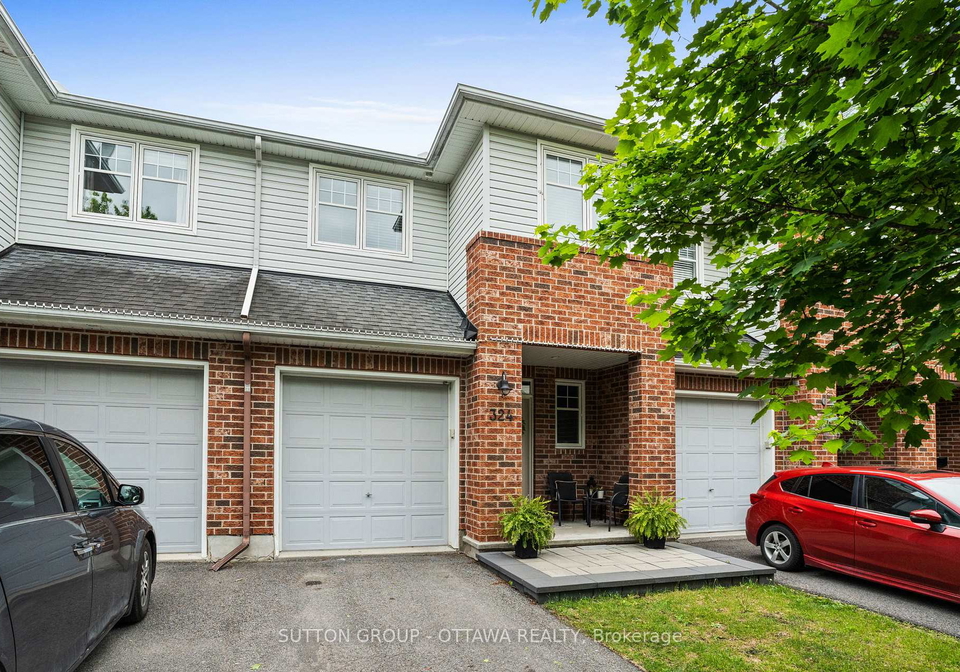 324-horseshoe-crescent-ottawa-ontario-x12283299