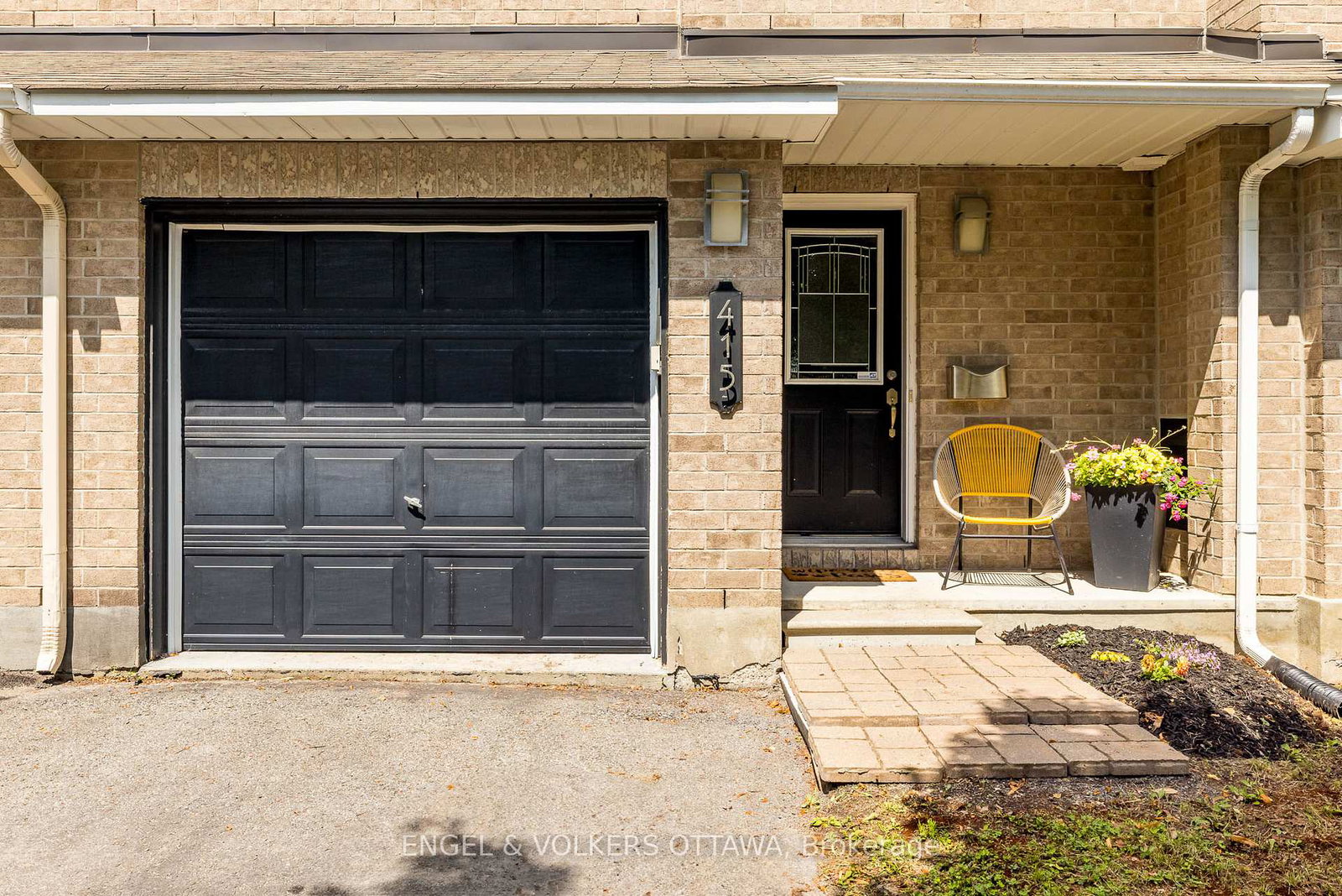415-citadel-crescent-ottawa-ontario-x12283357