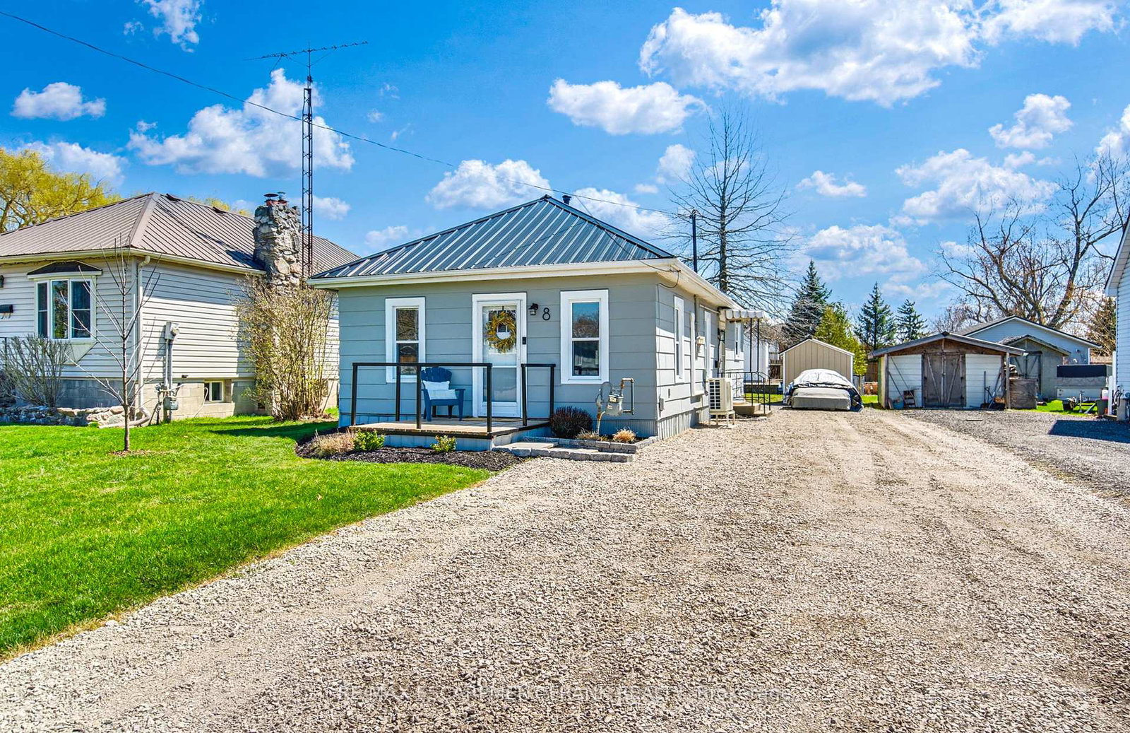 8-carrick-street-haldimand-ontario-x12283438