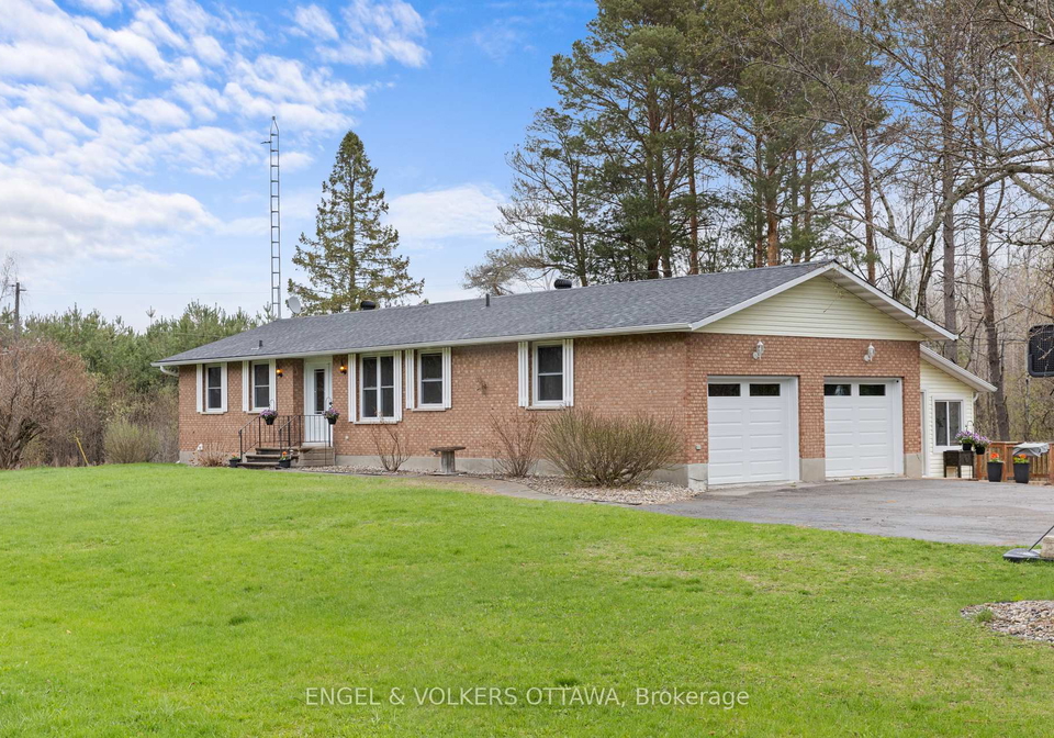 9241-county-road-44-edwardsburghcardinal-ontario-x12283586