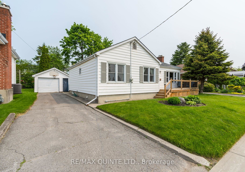 16-macdonald-gardens-belleville-ontario-x12283623