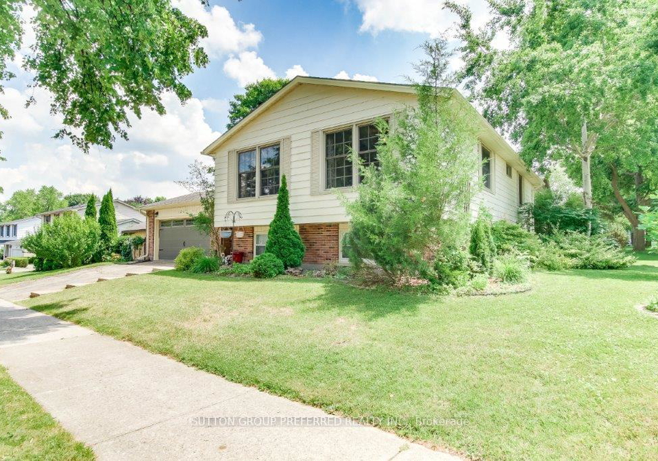123-applewood-crescent-london-south-ontario-x12283678