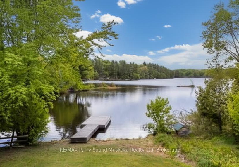 3-fire-route-100-road-mckellar-ontario-x12283858