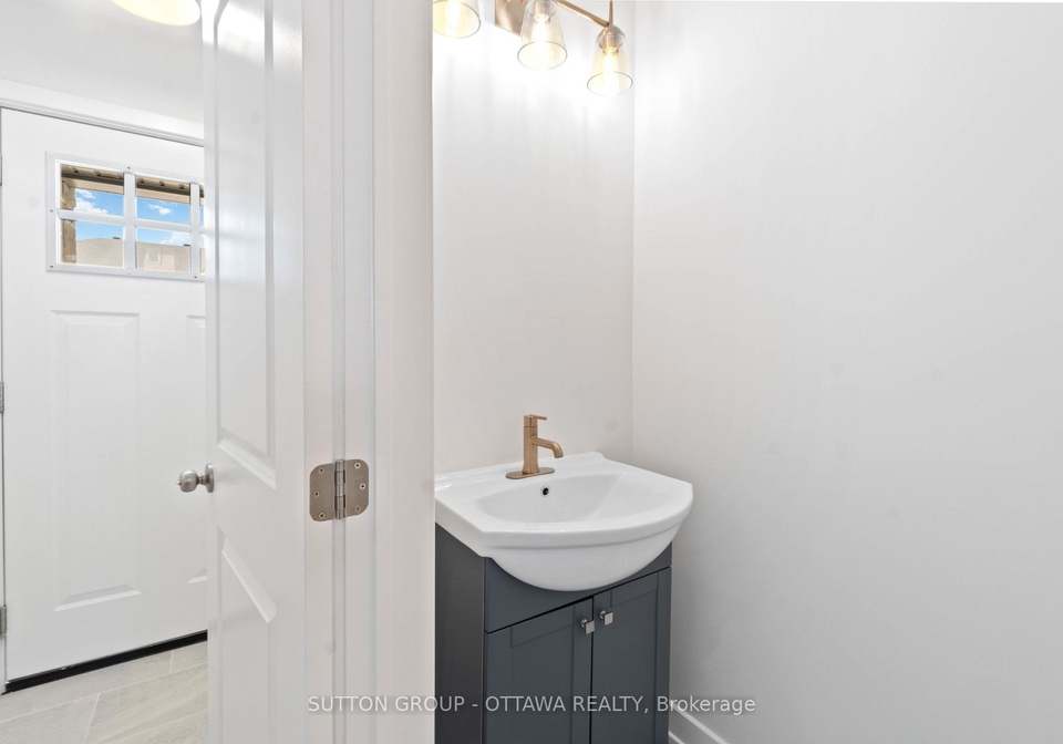 14-margaret-graham-terrace-smiths-falls-ontario-x12283961