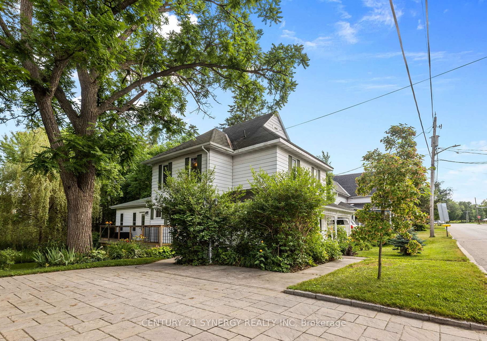 23-rideau-street-westport-ontario-x12284096