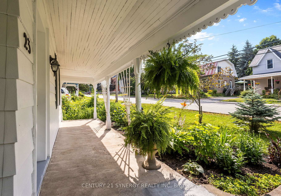 23-rideau-street-westport-ontario-x12284096