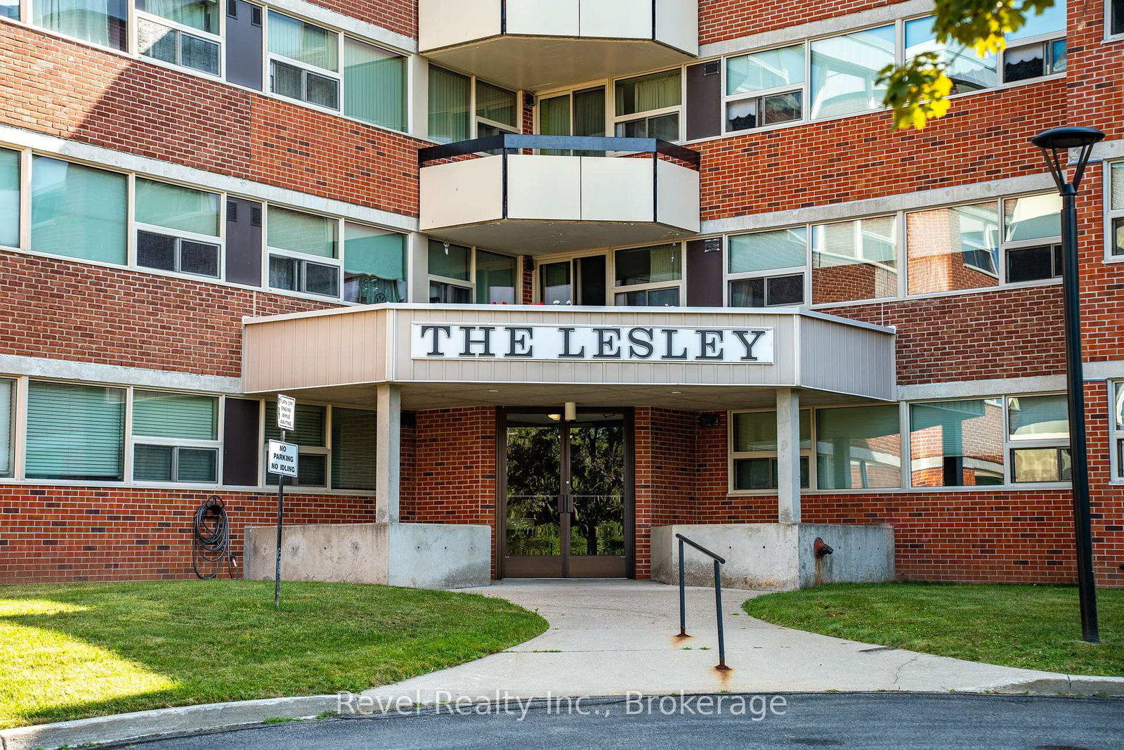 860-9th-street-e-e-owen-sound-ontario-x12284193