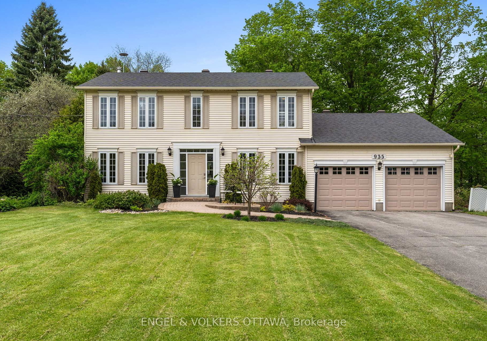 935-fieldown-street-ottawa-ontario-x12284292