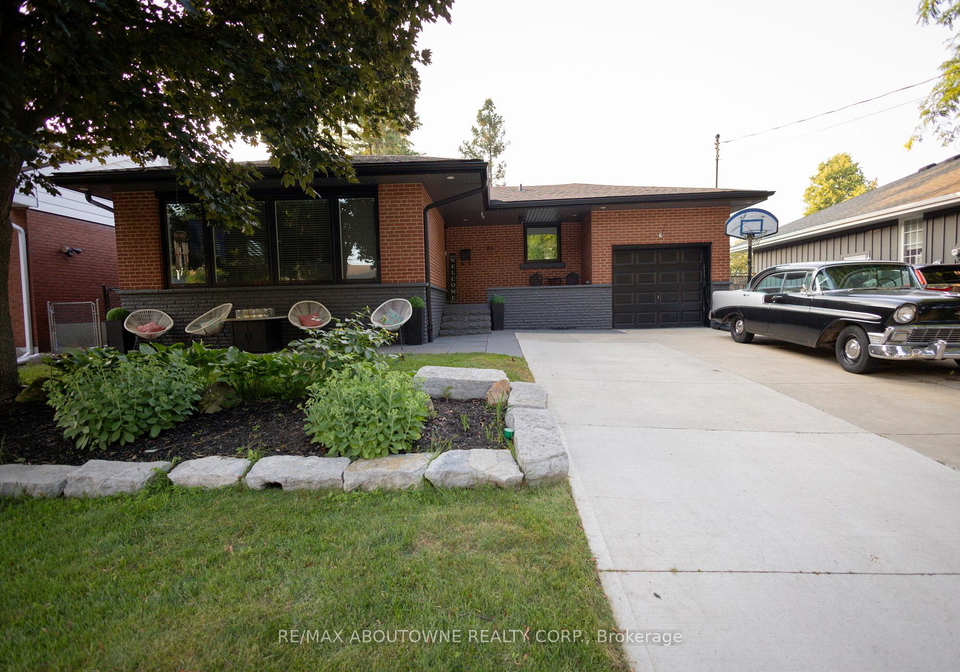 66-grant-boulevard-hamilton-ontario-x12284344