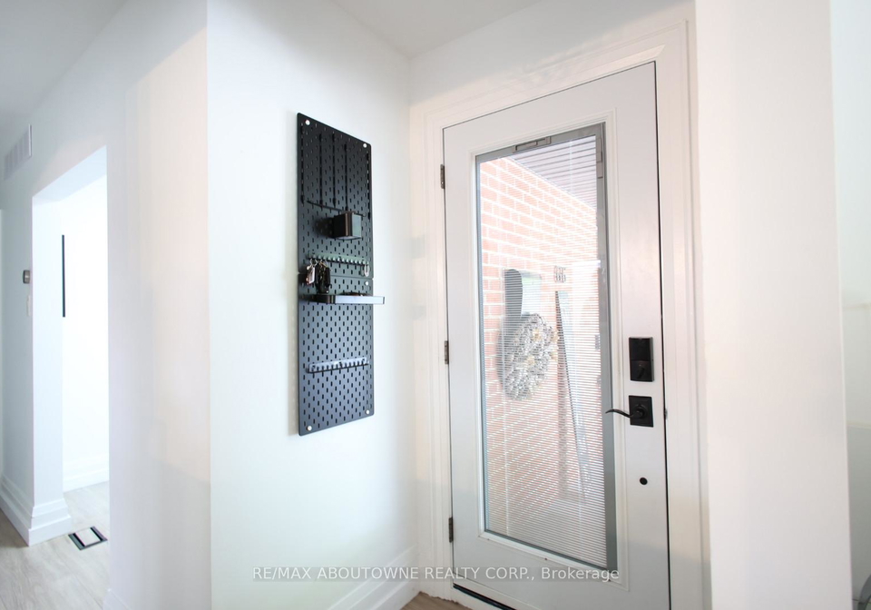 66-grant-boulevard-hamilton-ontario-x12284344