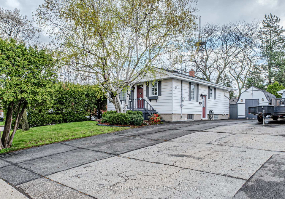 359-east-18th-street-hamilton-ontario-x12284480