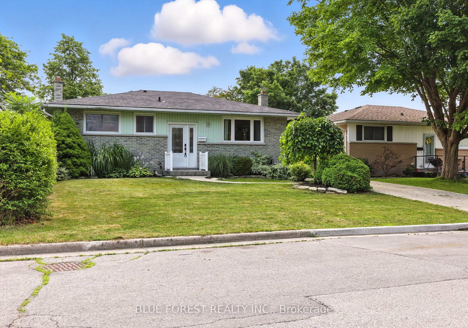 7-sparta-street-st-thomas-ontario-x12284761