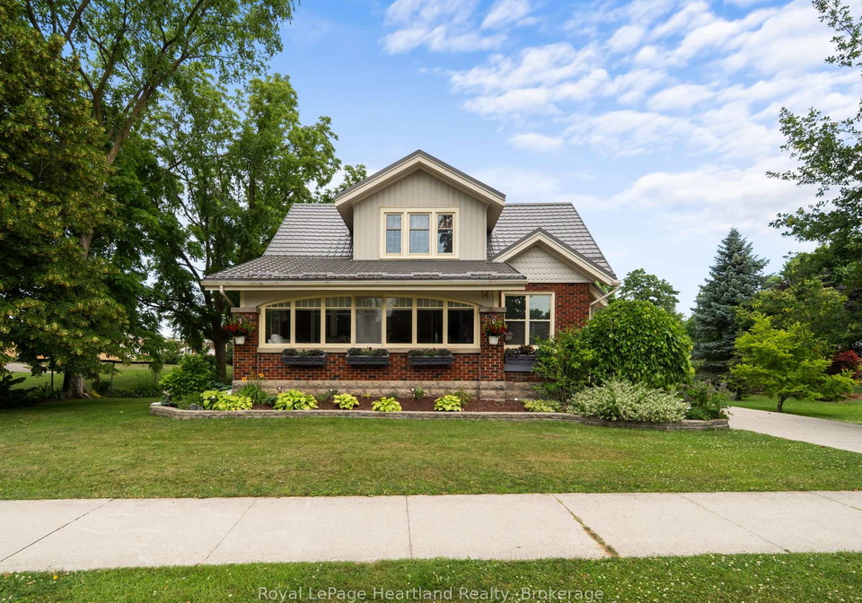 14-centre-street-bluewater-ontario-x12284803