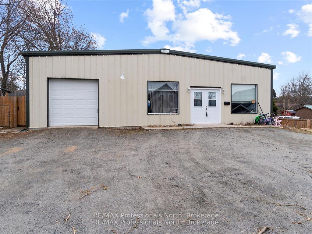 950-muskoka-road-s-s-gravenhurst-ontario-x12284812