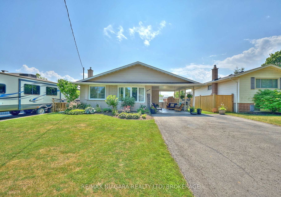 7-crescentwood-drive-st-catharines-ontario-x12284866
