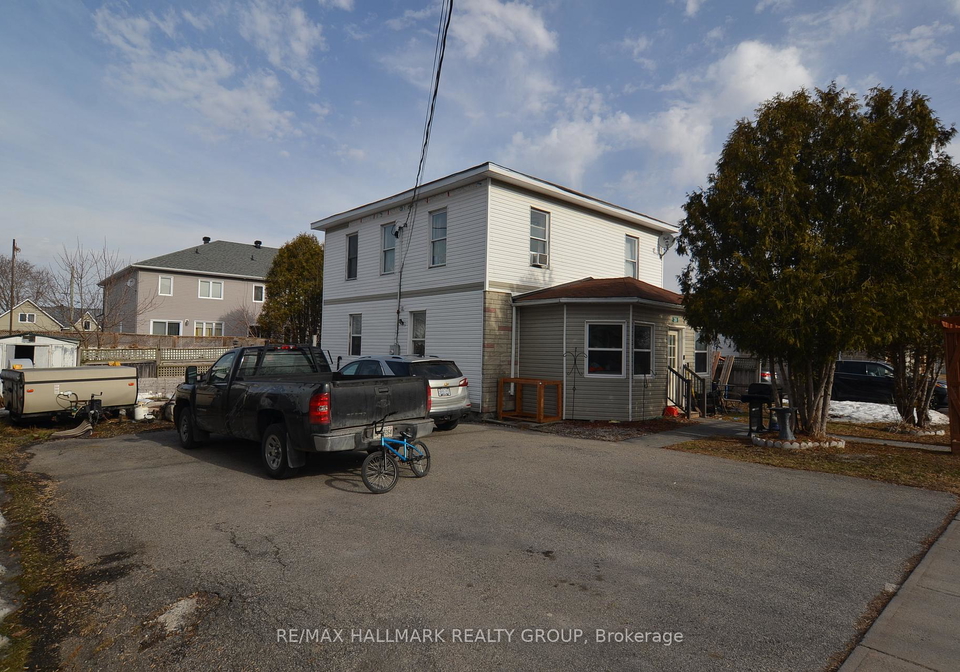 20-charles-street-north-stormont-ontario-x12284904